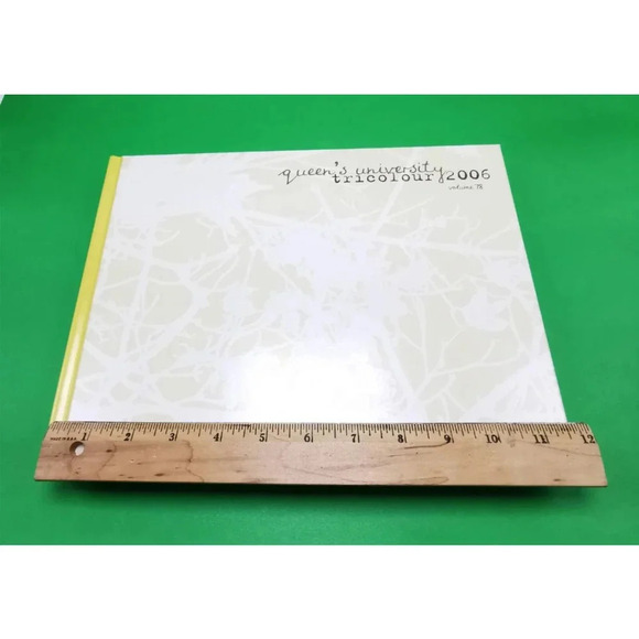 Queens University  Yearbook Tricolour 2006 Kingston Ontario Book HC - Picture 11 of 11
